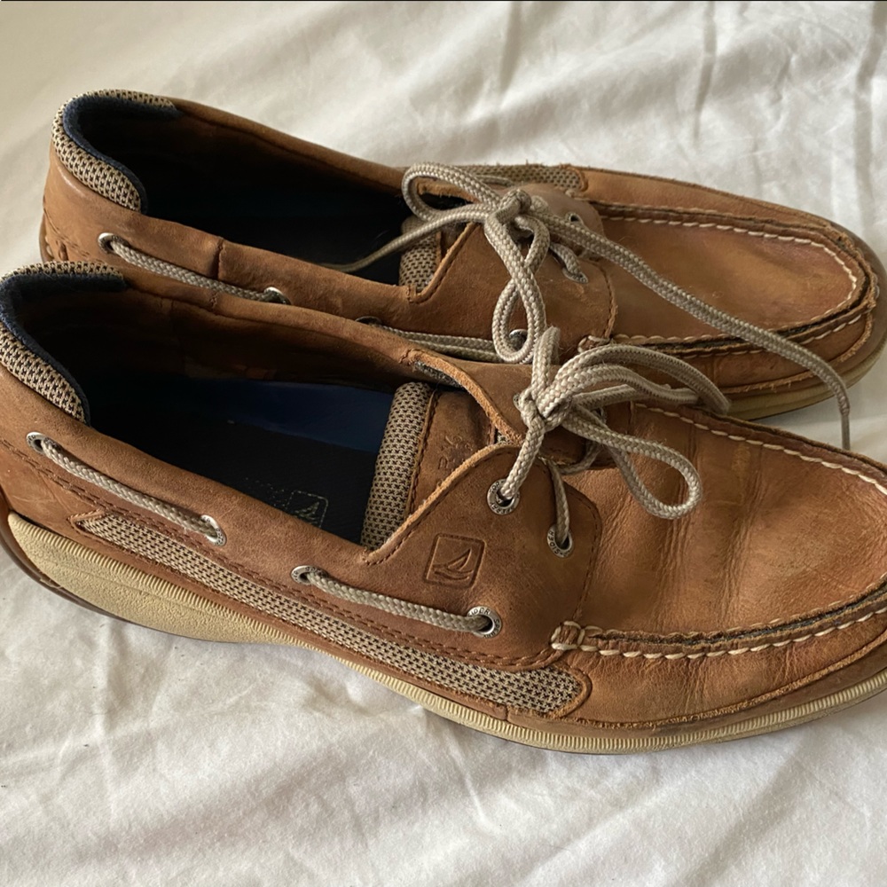 Sperry boat shoes